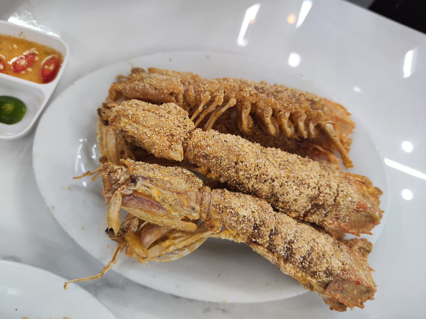 Cat Ba Vu Duong Seafood Restaurant