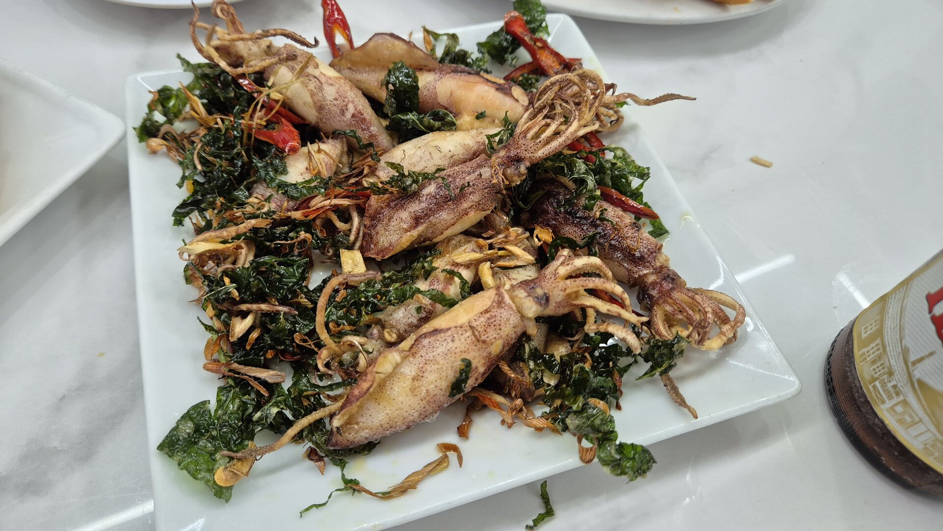 Cat Ba Vu Duong Seafood Restaurant