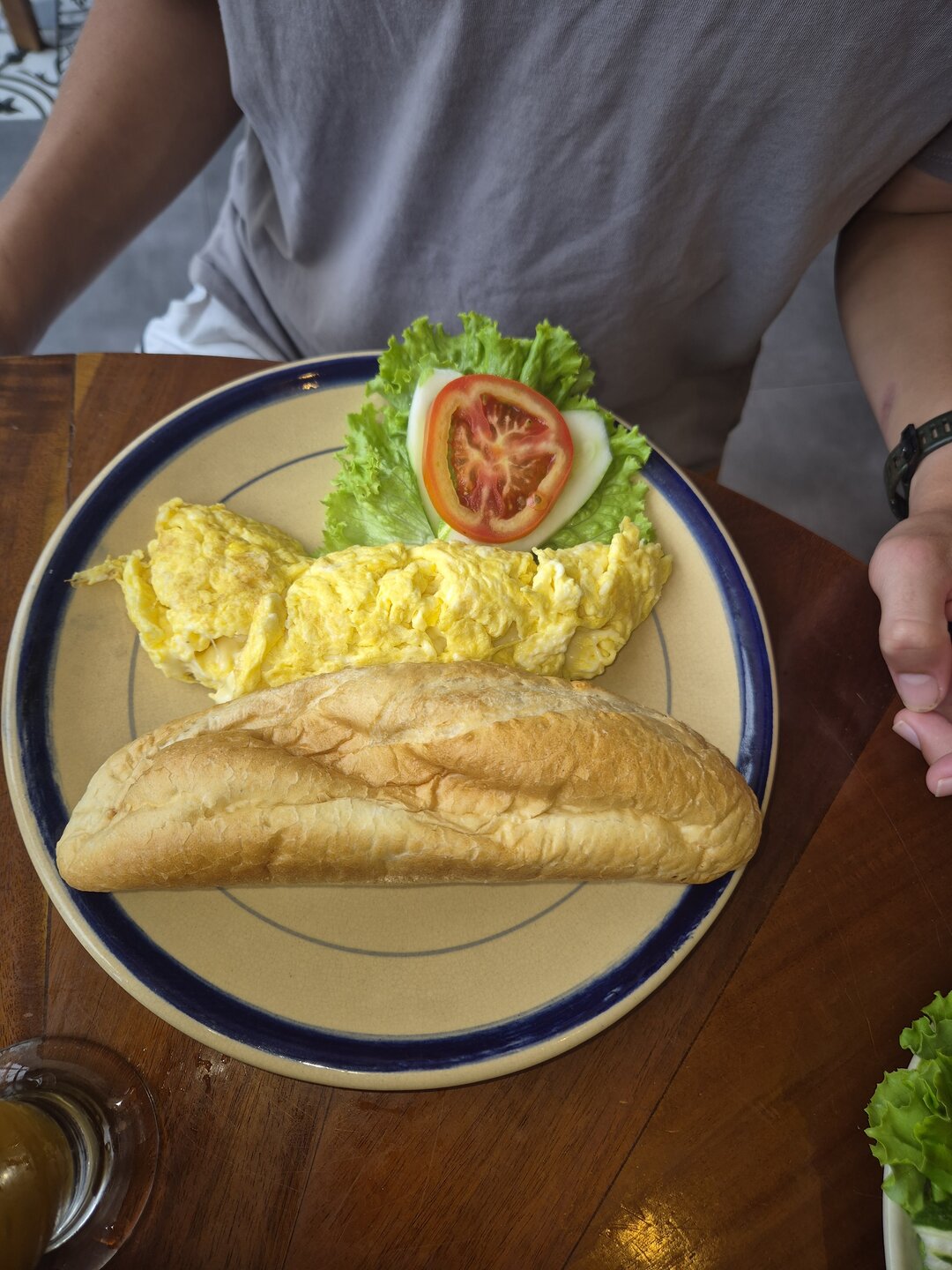 LIKE COFFEE - Vegetarian Food CatBa