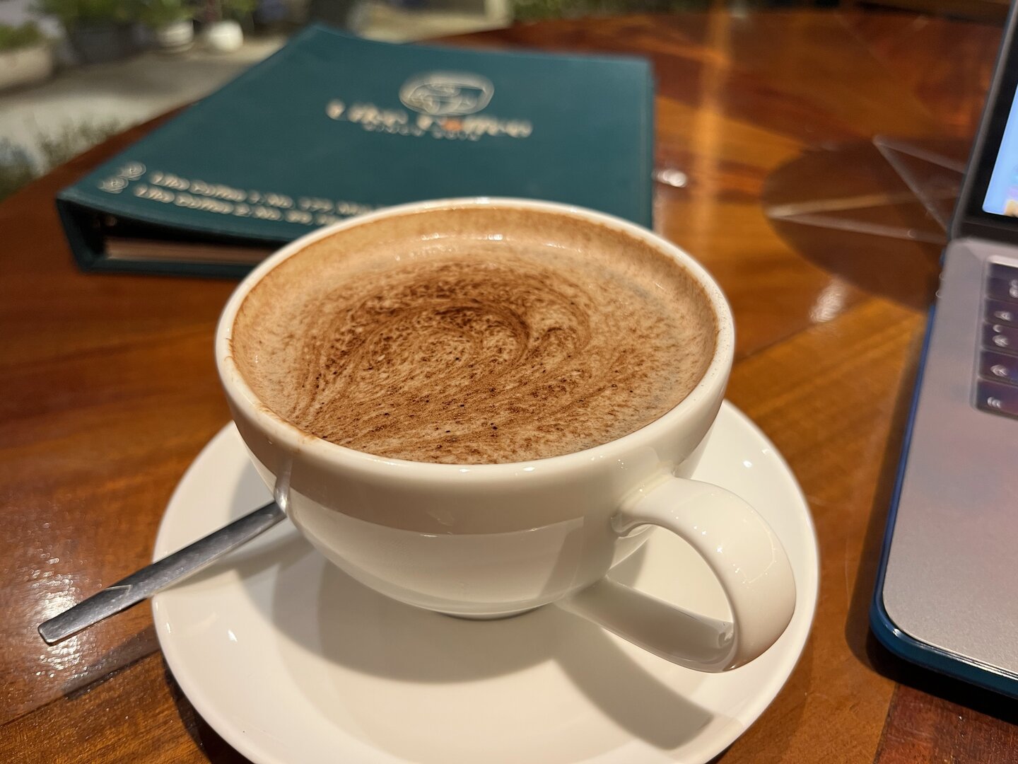 LIKE COFFEE - Vegetarian Food CatBa