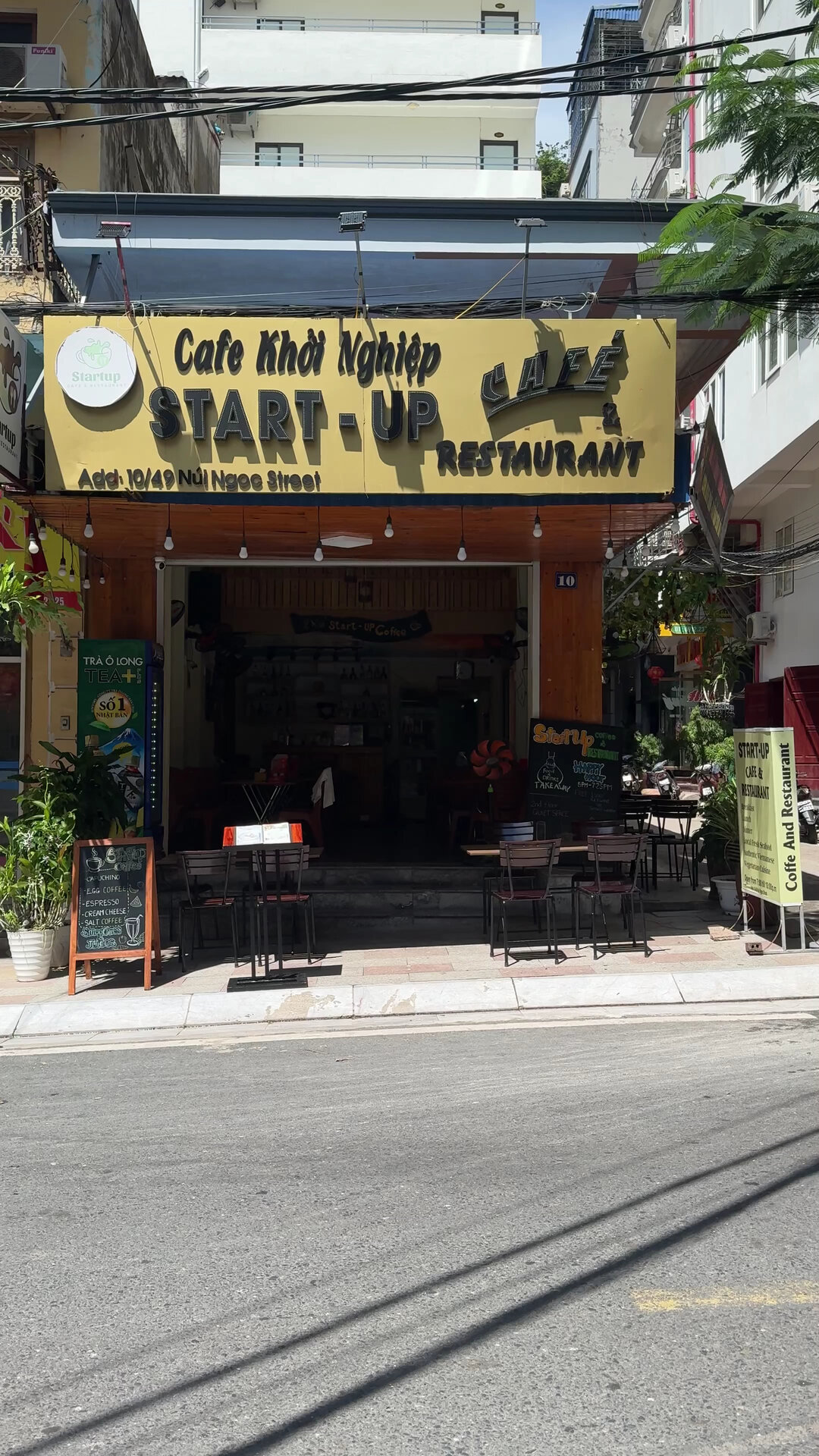 Start Up Cafe & restaurant