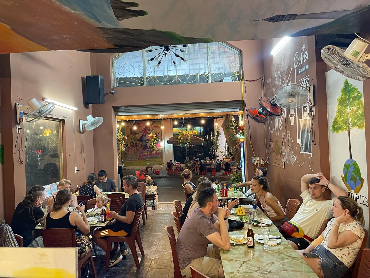 Start Up Cafe & restaurant