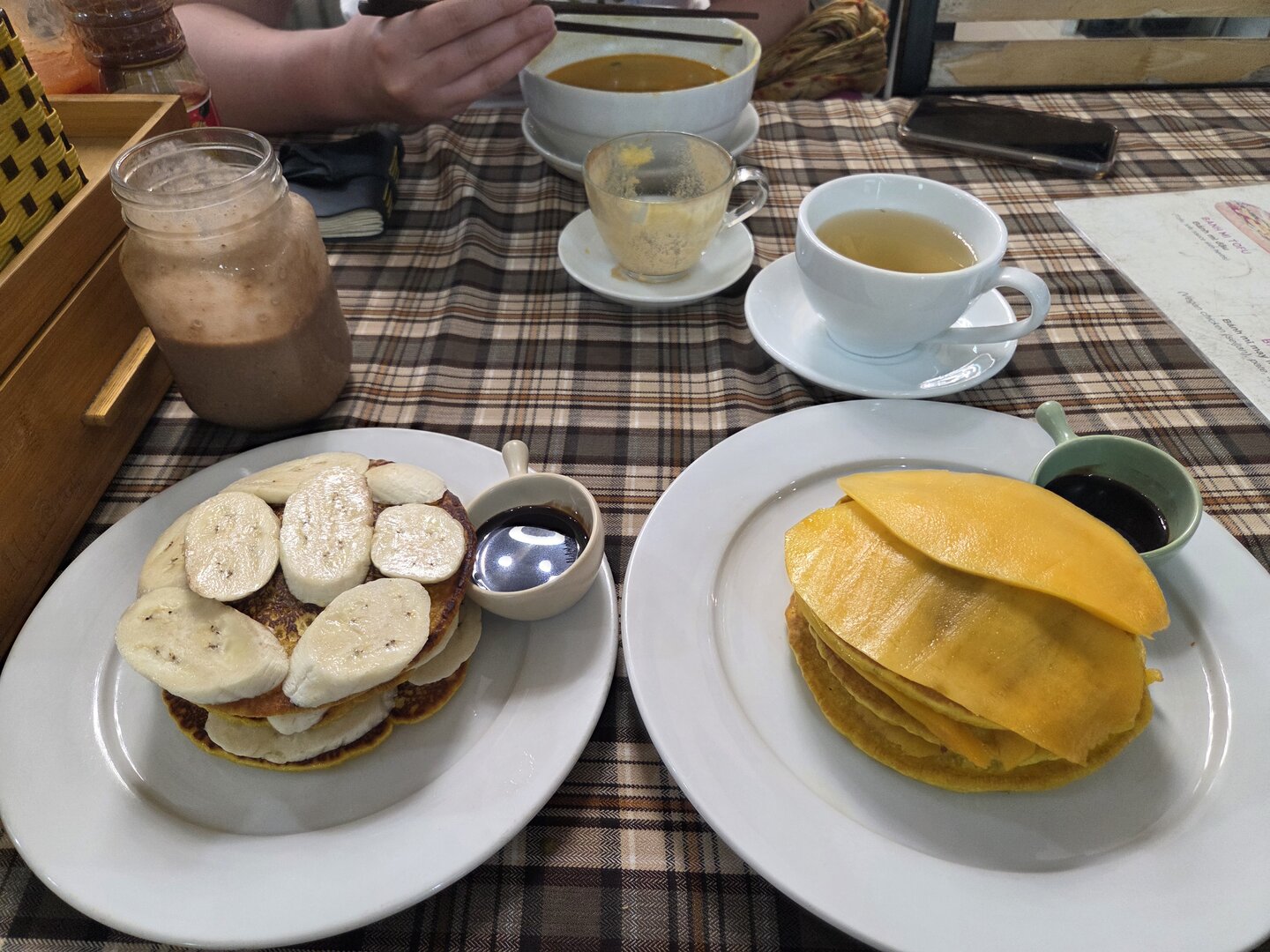 LIN VEGAN RESTAURANT & COFFEE