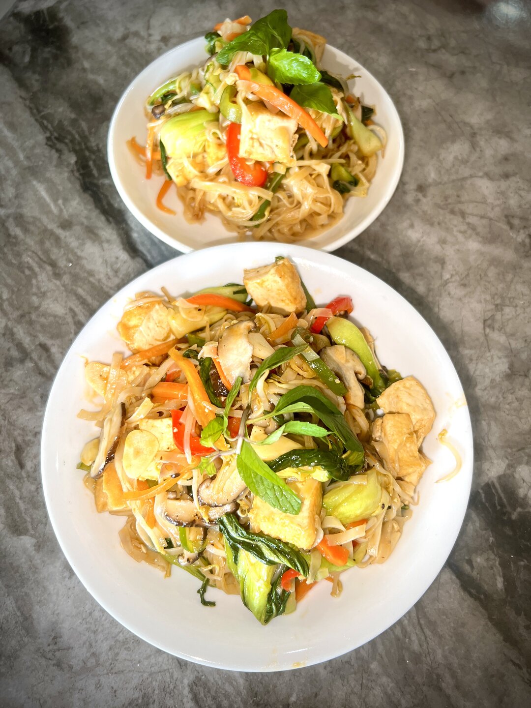 LIN VEGAN RESTAURANT & COFFEE