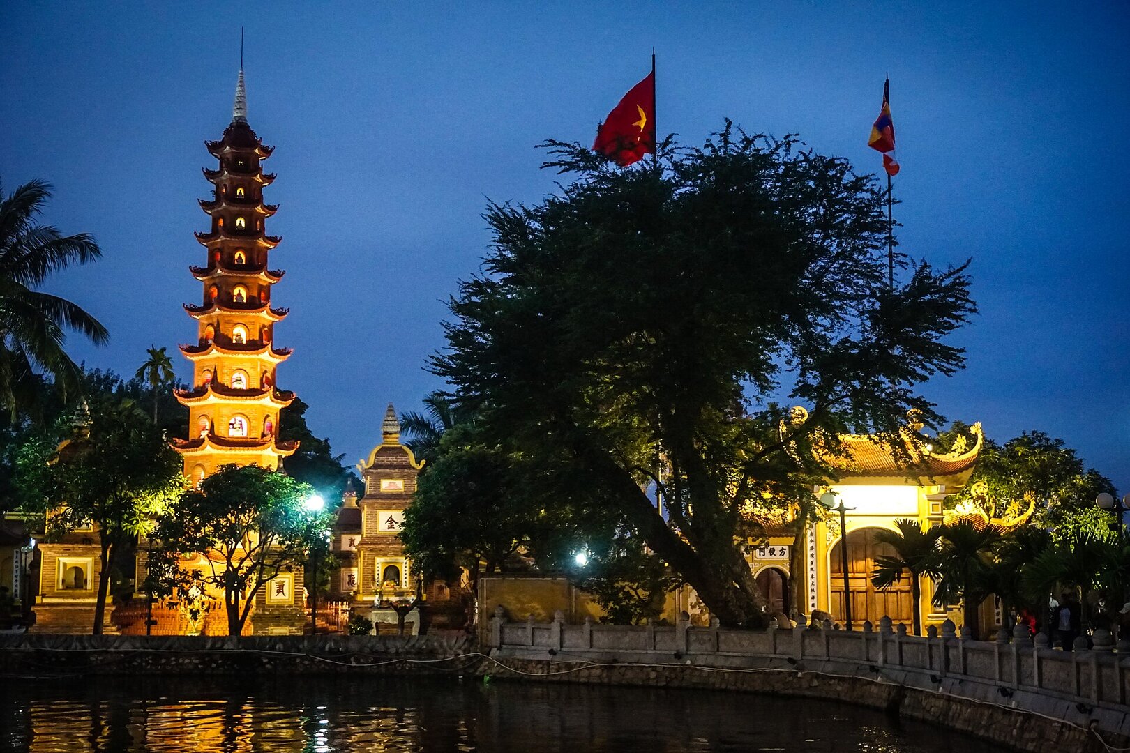 Chùa Trấn Quốc