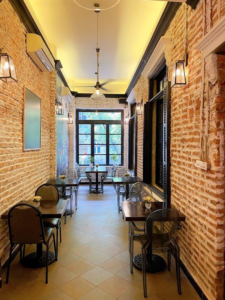 TukTuk Thai Bistro - Triệu Việt Vương