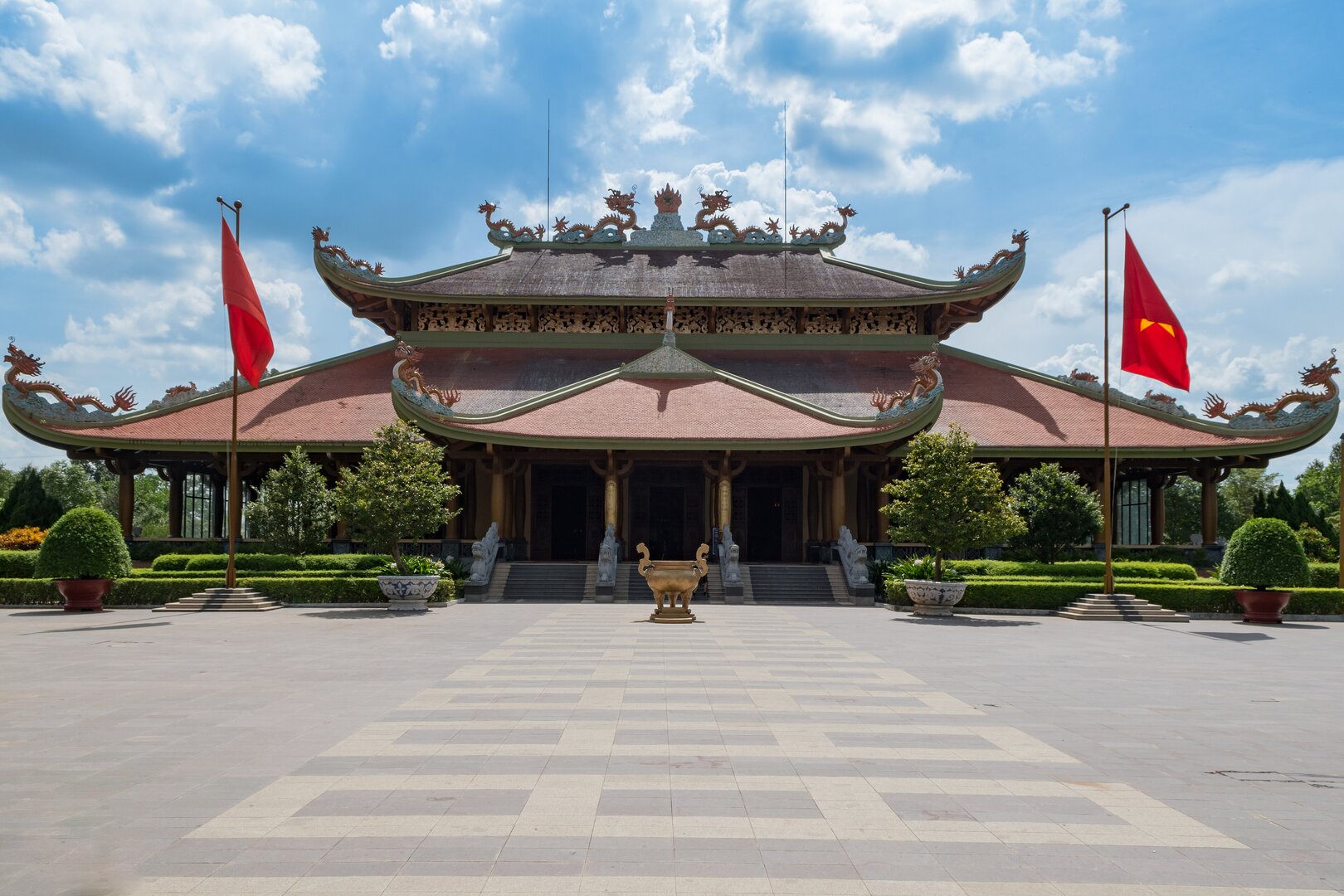 Địa đạo Bến Dược