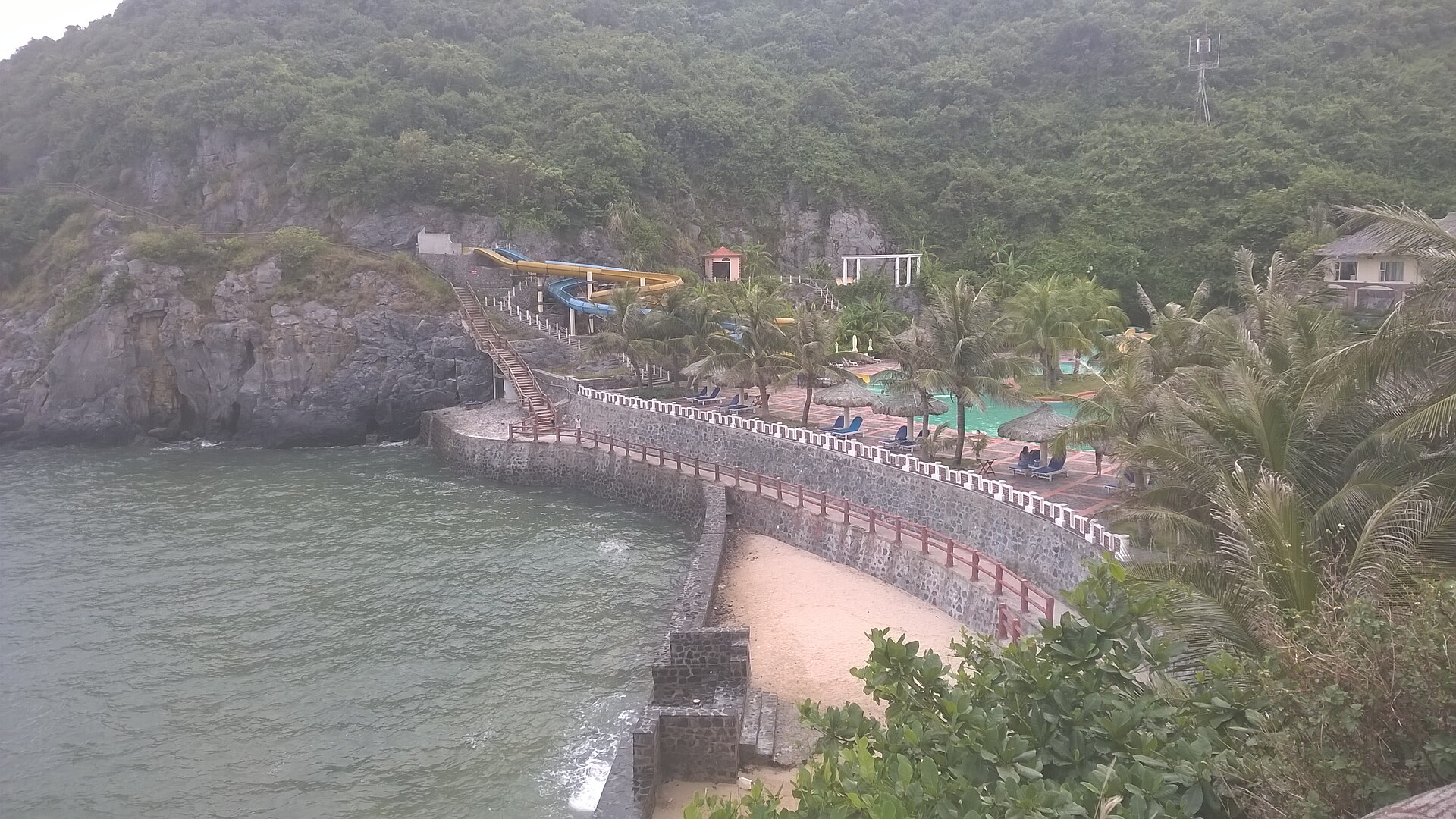 Cat Co 1 Beach