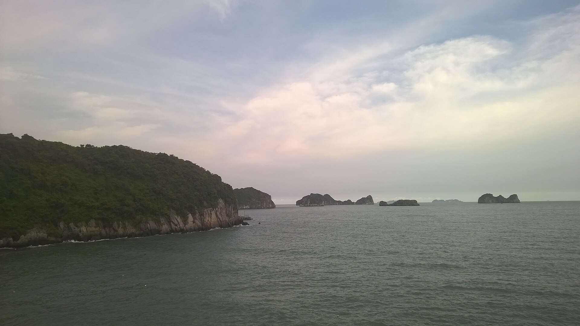 Cat Co 1 Beach