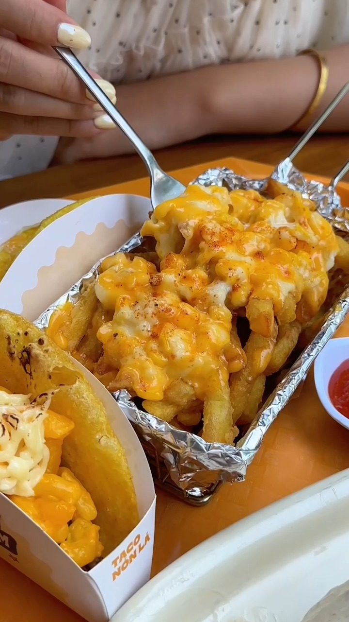 Taco Nón Lá