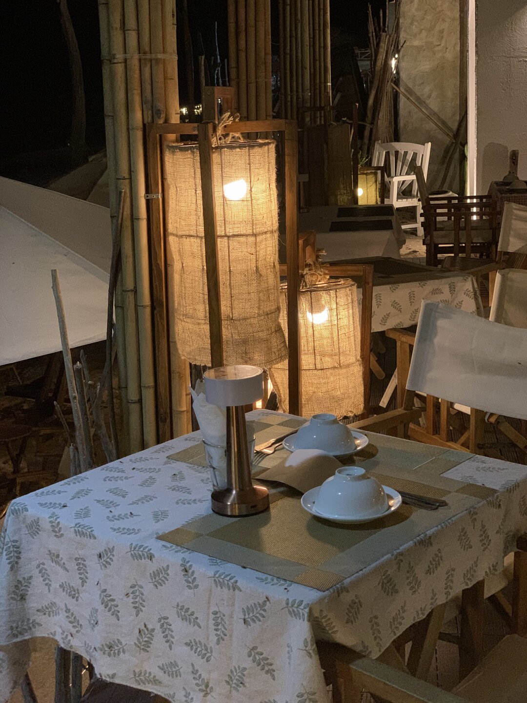 93 Độ Đông Coffee & Bistro