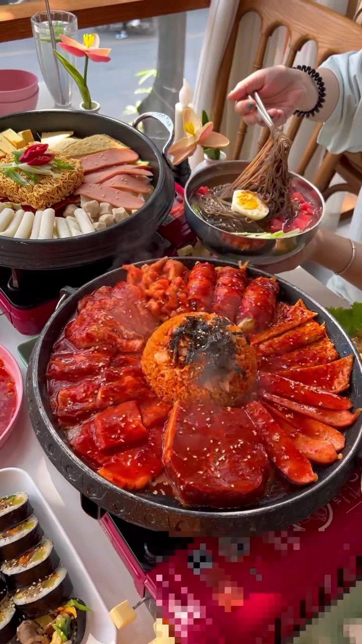 MARU – Tiệm Đồ Ăn Hàn Quốc (Trần Đại Nghĩa)