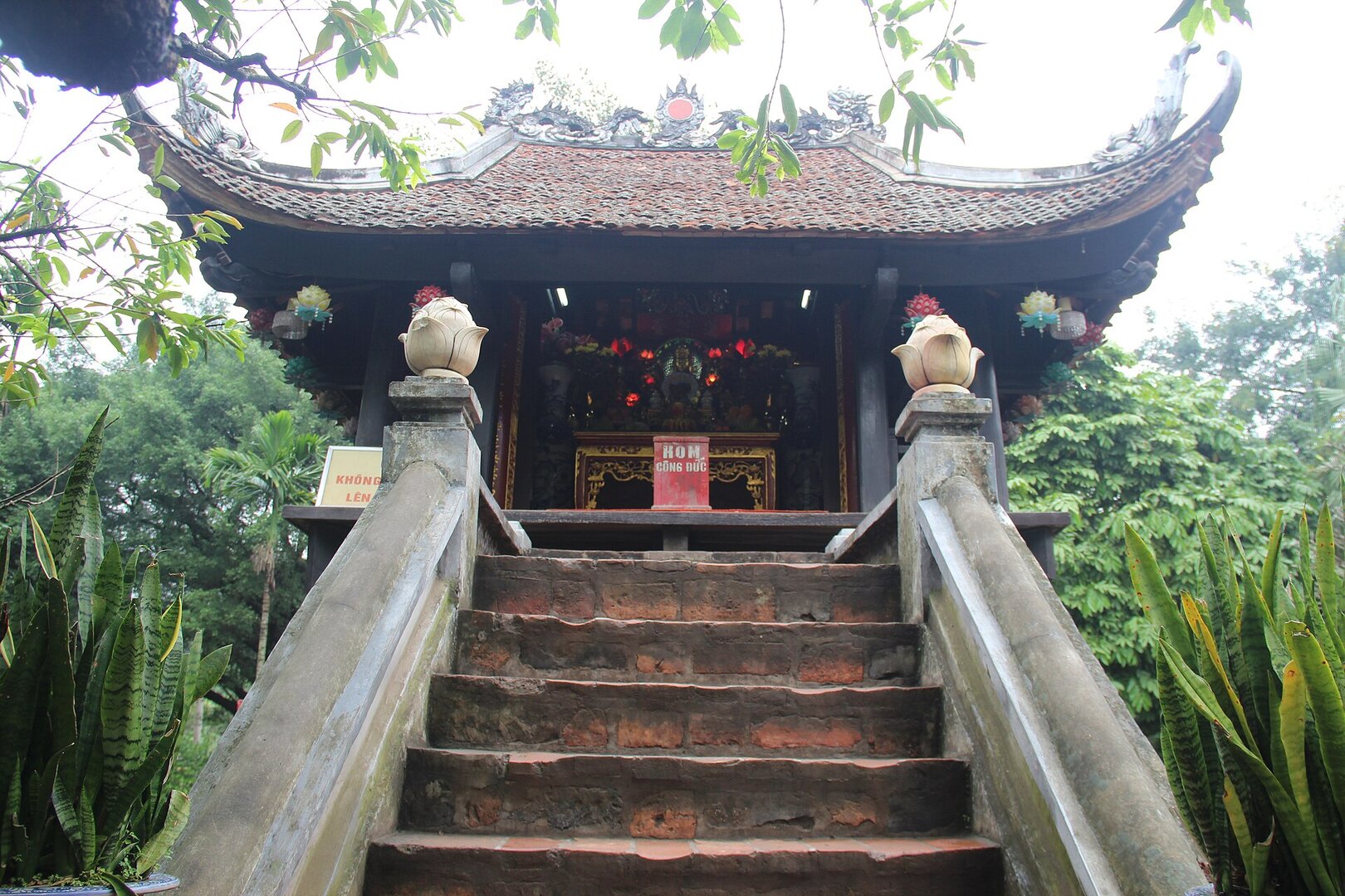 Chùa Một Cột