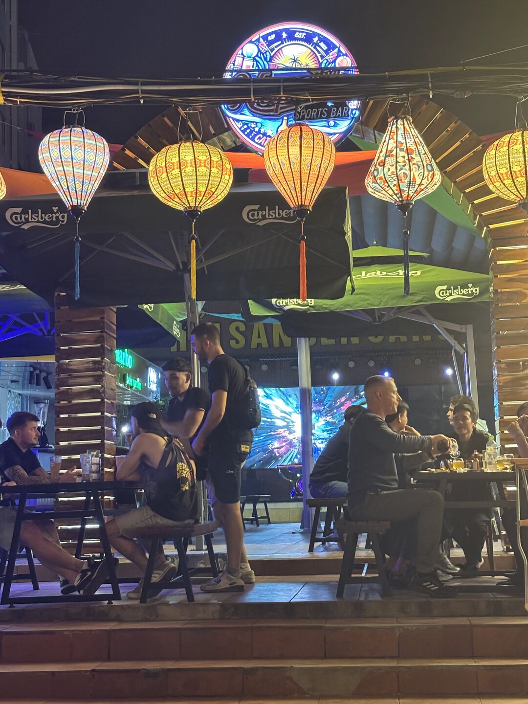 Napolis Pizza Bar & Chill Zone Craft Beer