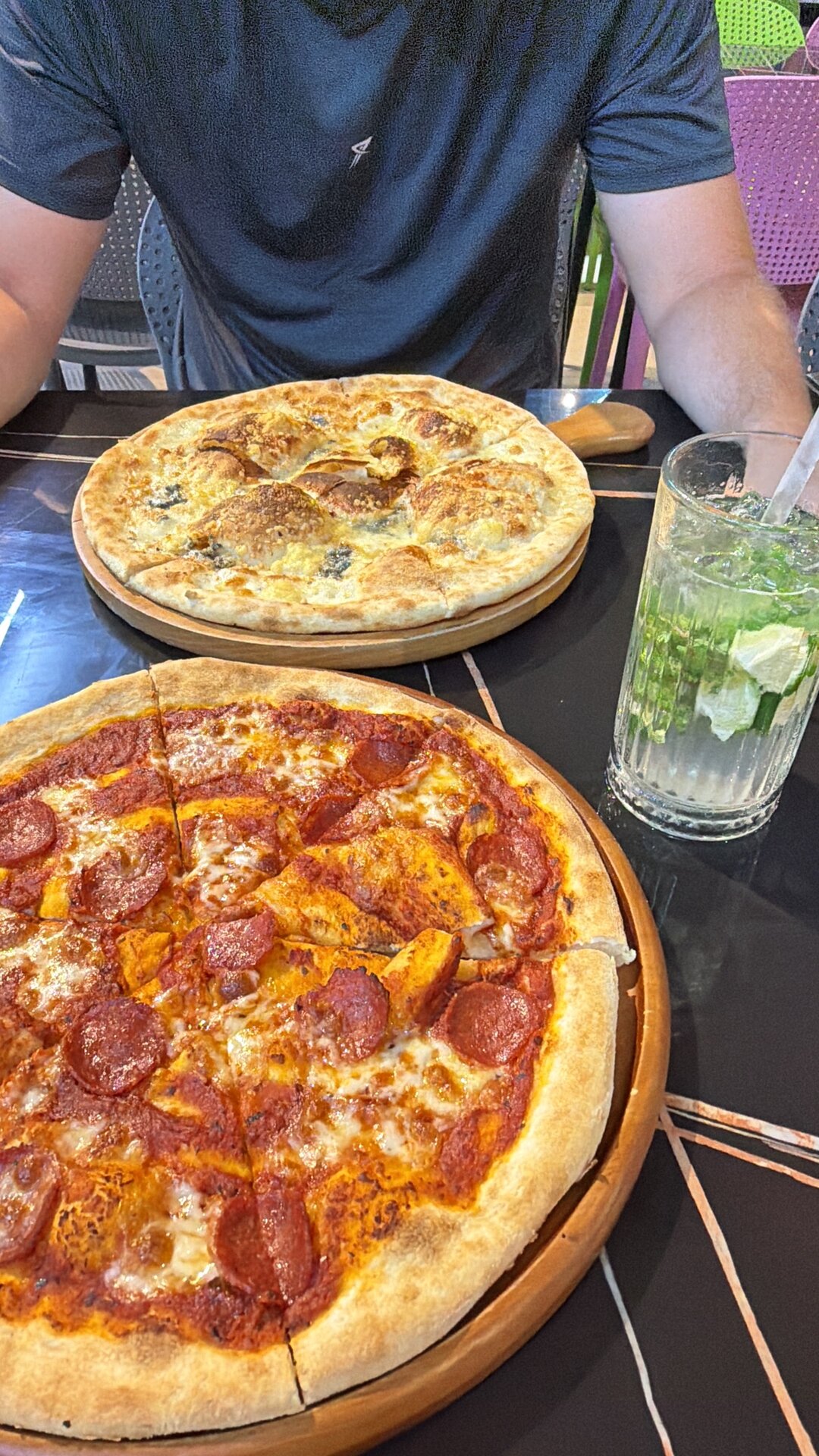 Napolis Pizza Bar & Chill Zone Craft Beer
