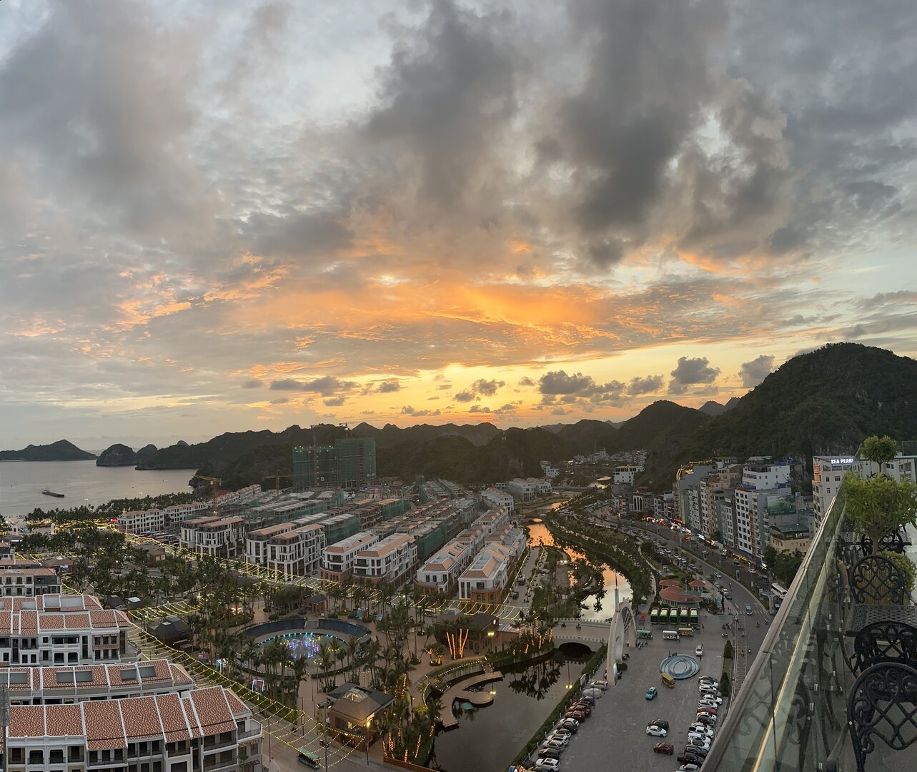 Sky Bar Sirocco & Rooftop