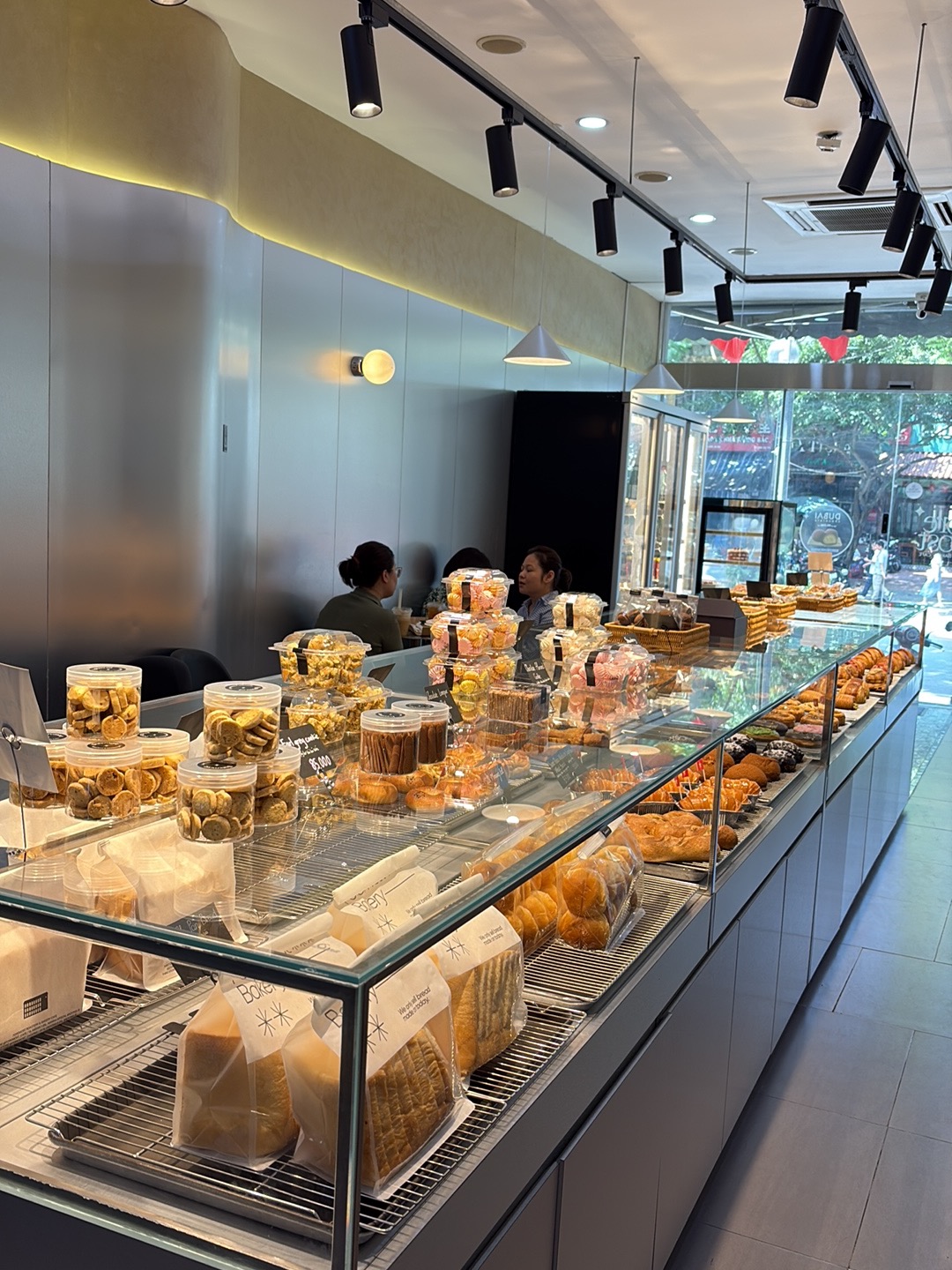Foremost Bakery Huỳnh Thúc Kháng