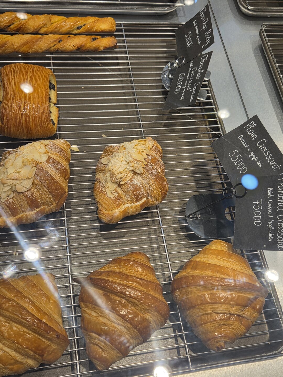 Foremost Bakery Huỳnh Thúc Kháng