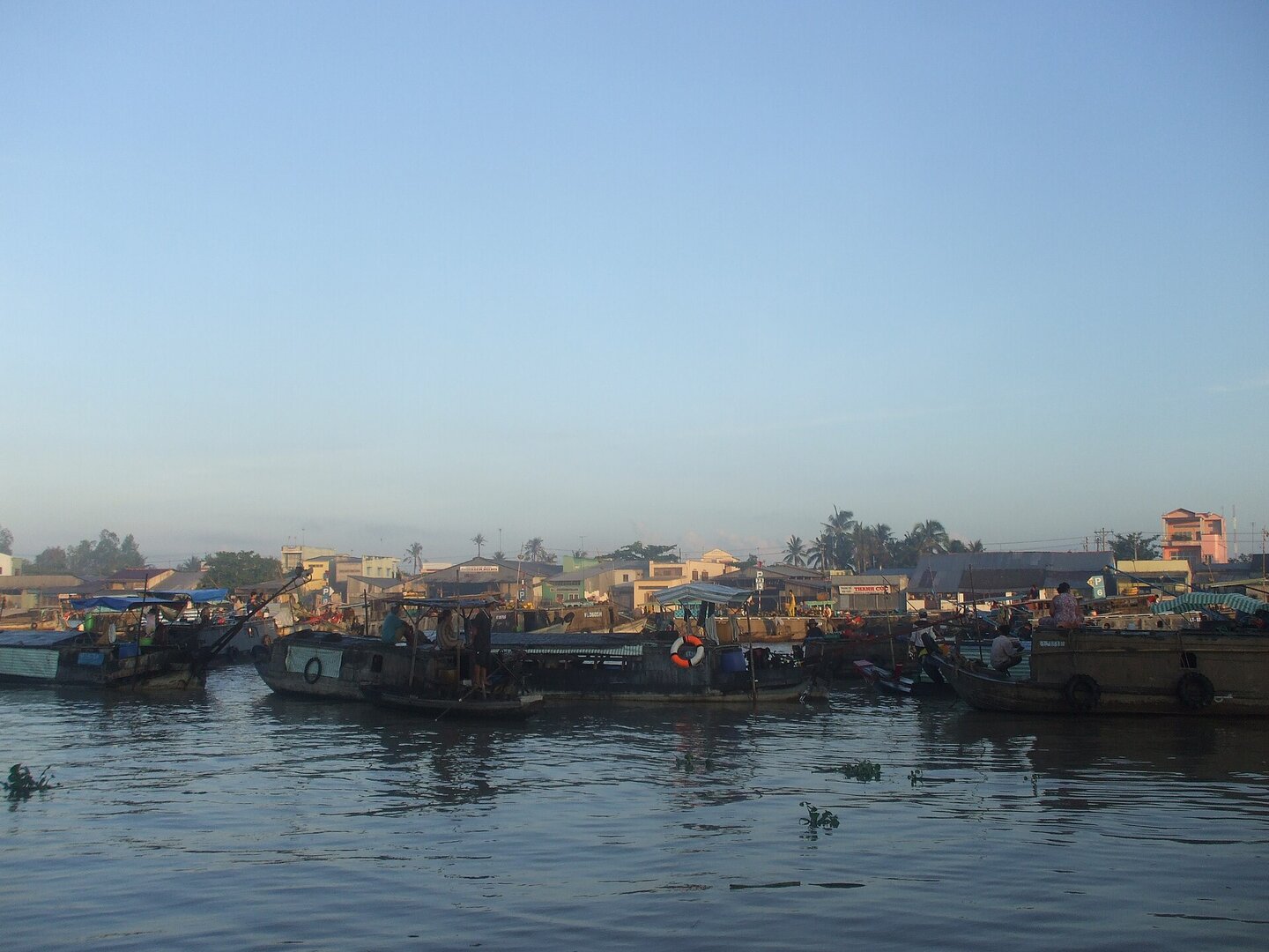 Chợ nổi Cái Răng