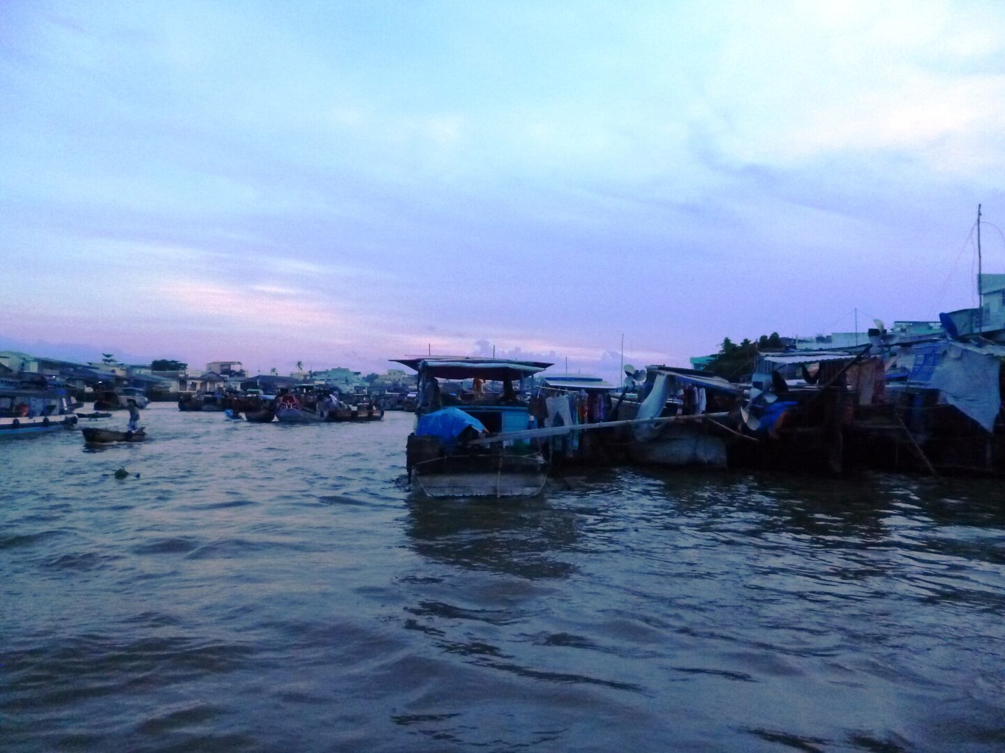 Chợ nổi Cái Răng