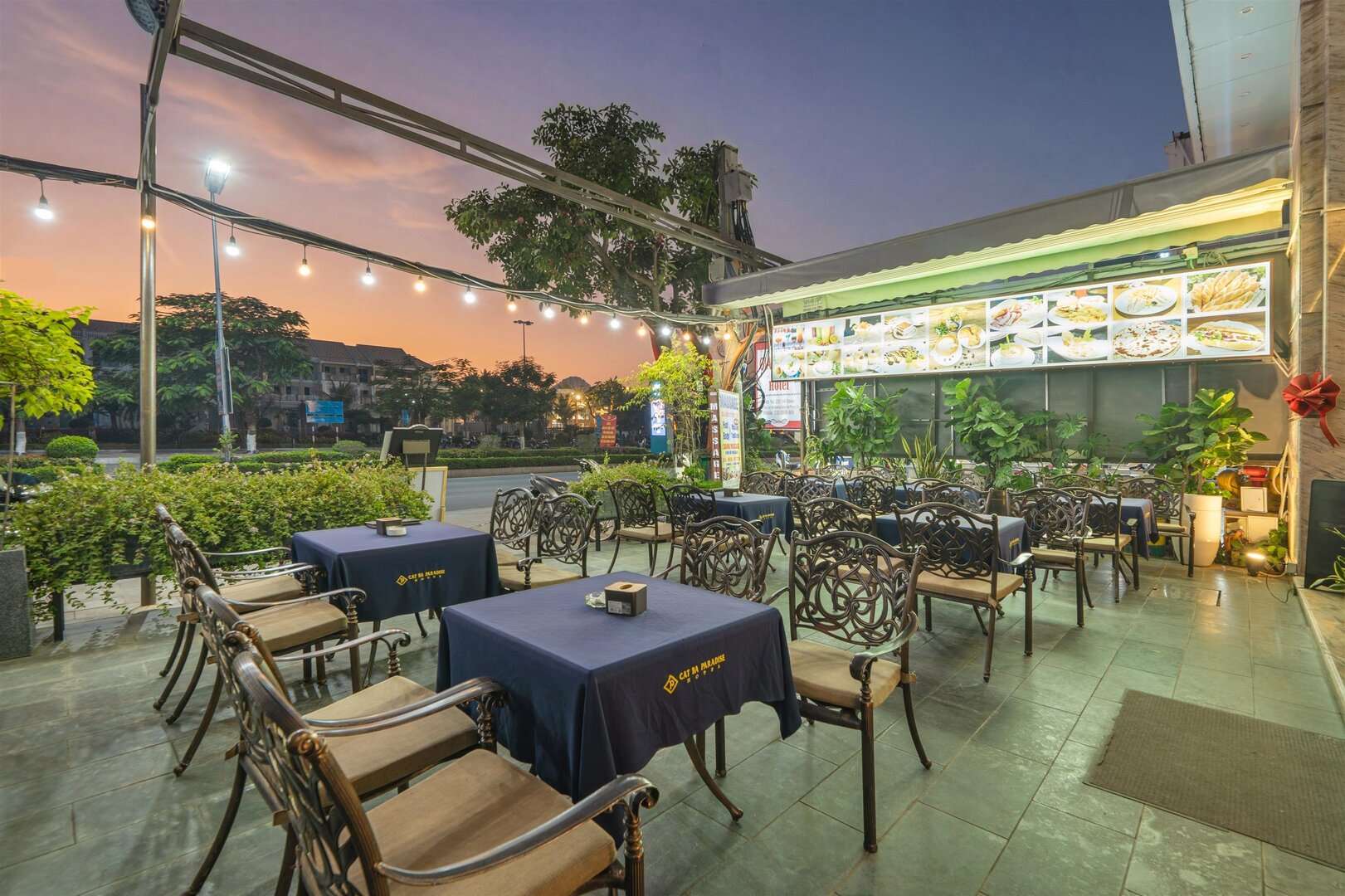 Nguyen Chat Coffee - Tea & Restaurant