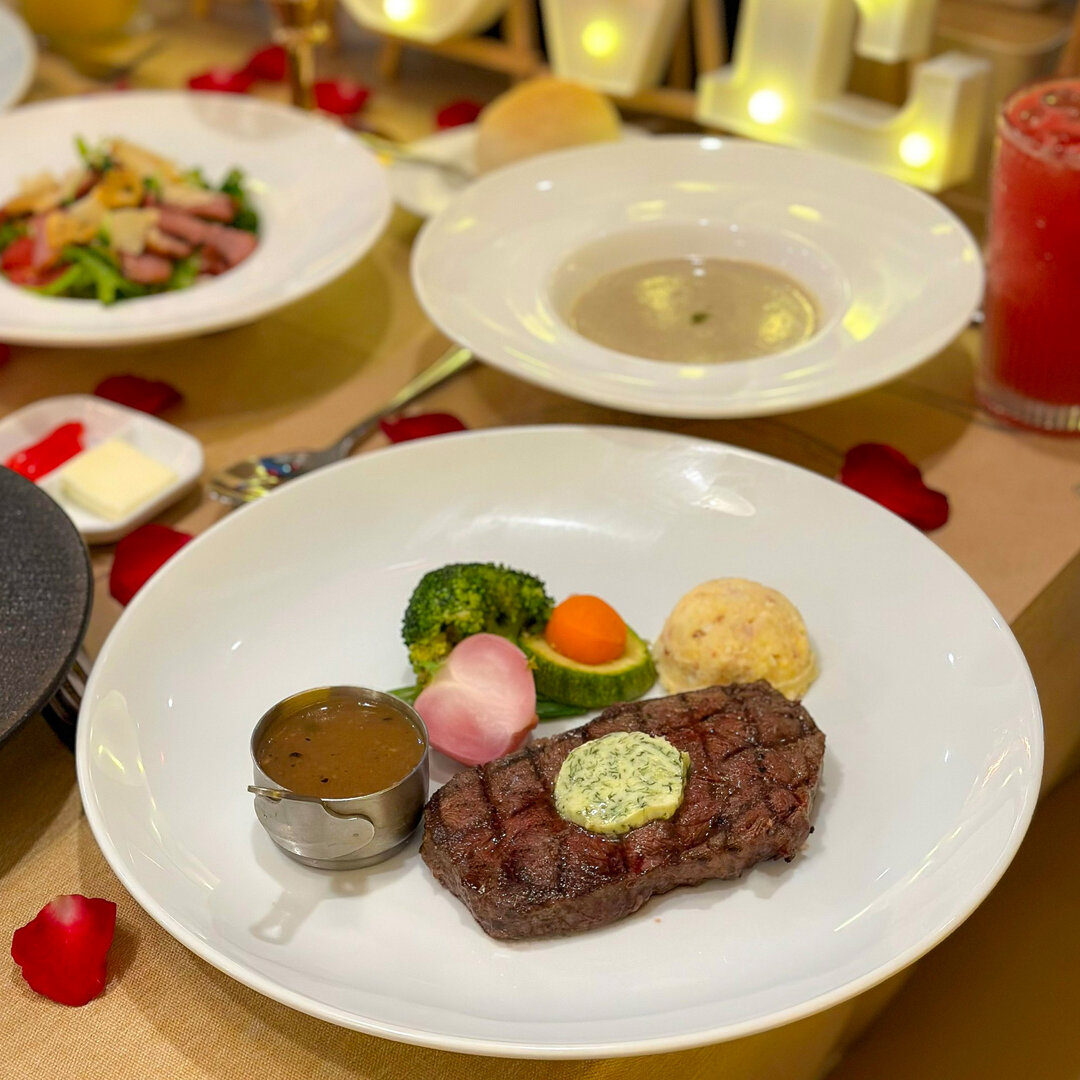 Joy House Steak