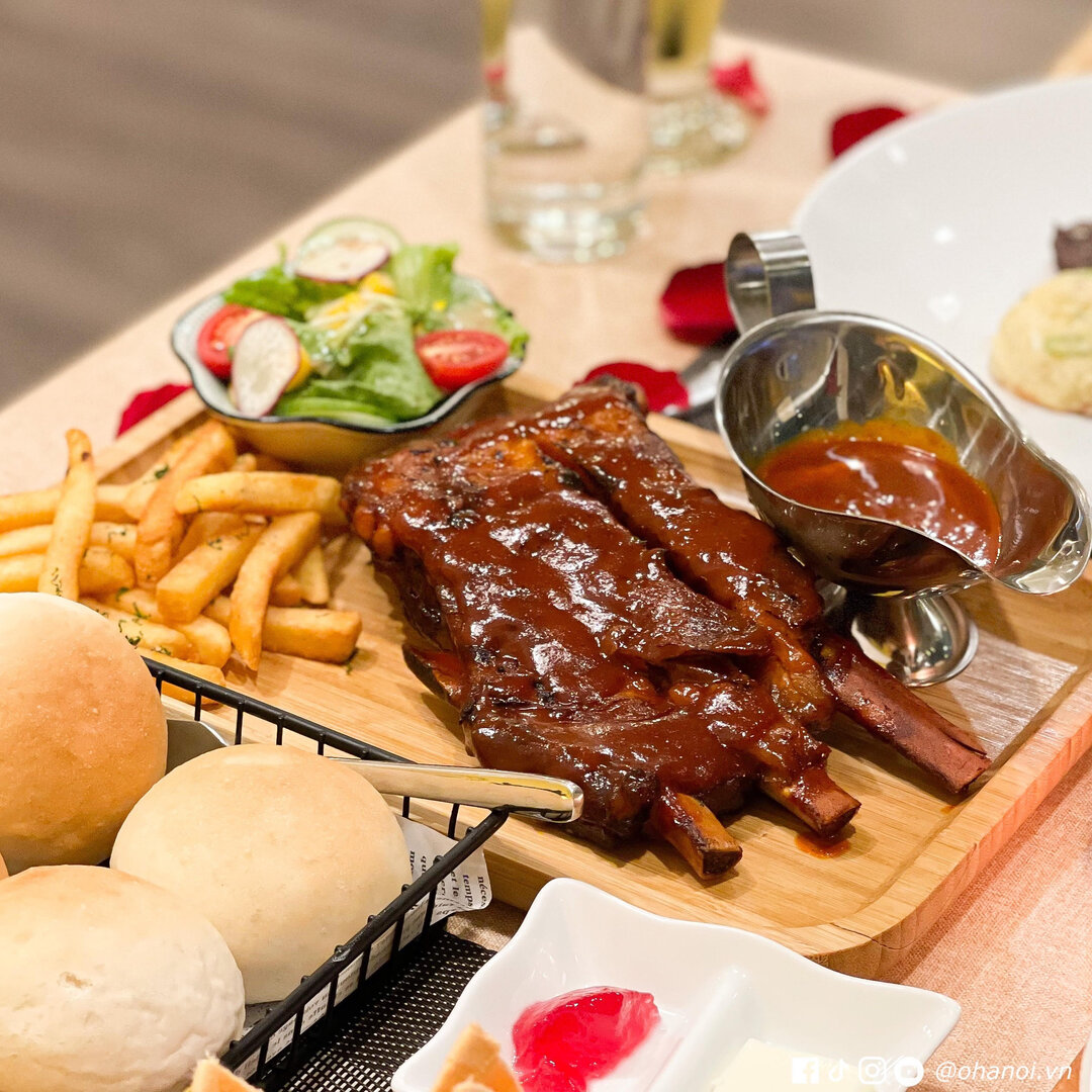 Joy House Steak