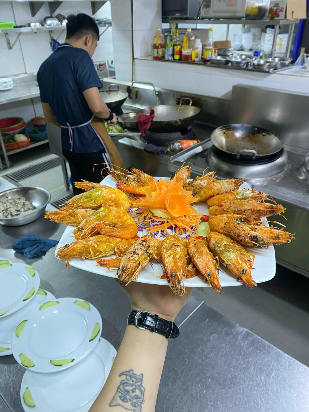 Nhà hàng hải sản Cát Bà - Marigold Restaurant