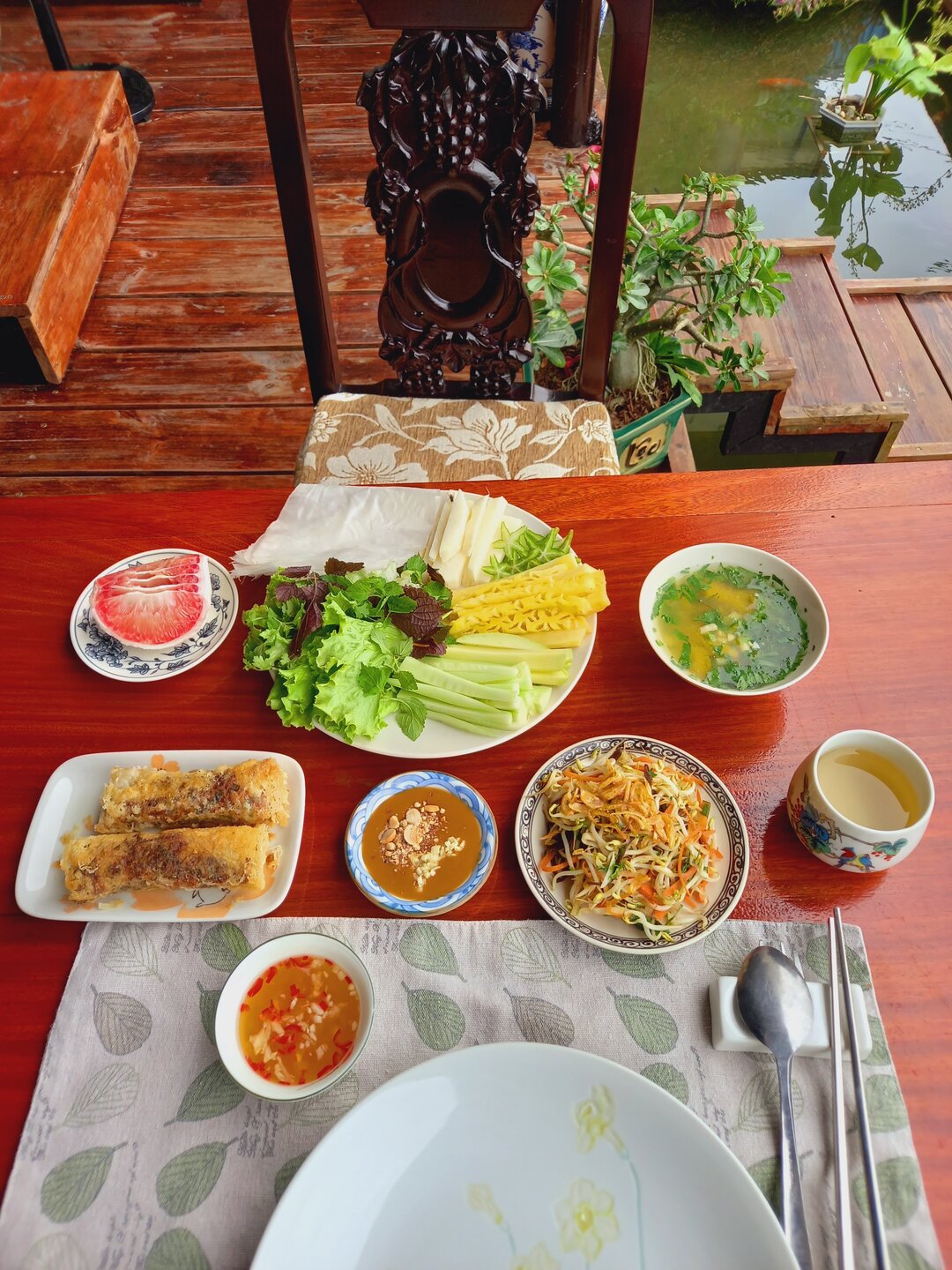 Tam Vegetarian Hidden Restaurant