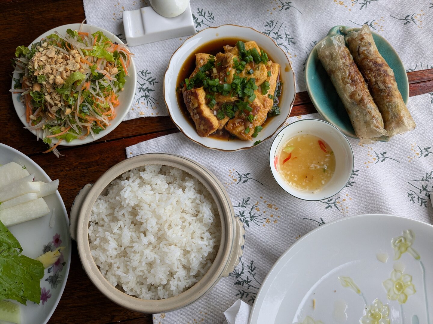 Tam Vegetarian Hidden Restaurant