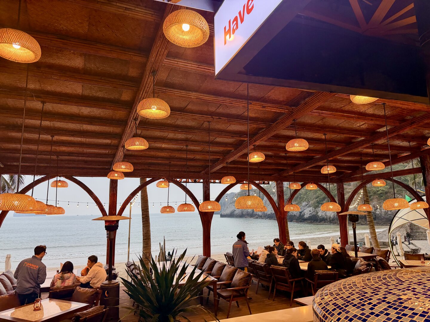 Sea La Vie Club
