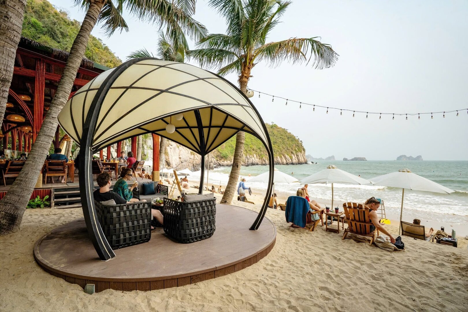 Sea La Vie Club
