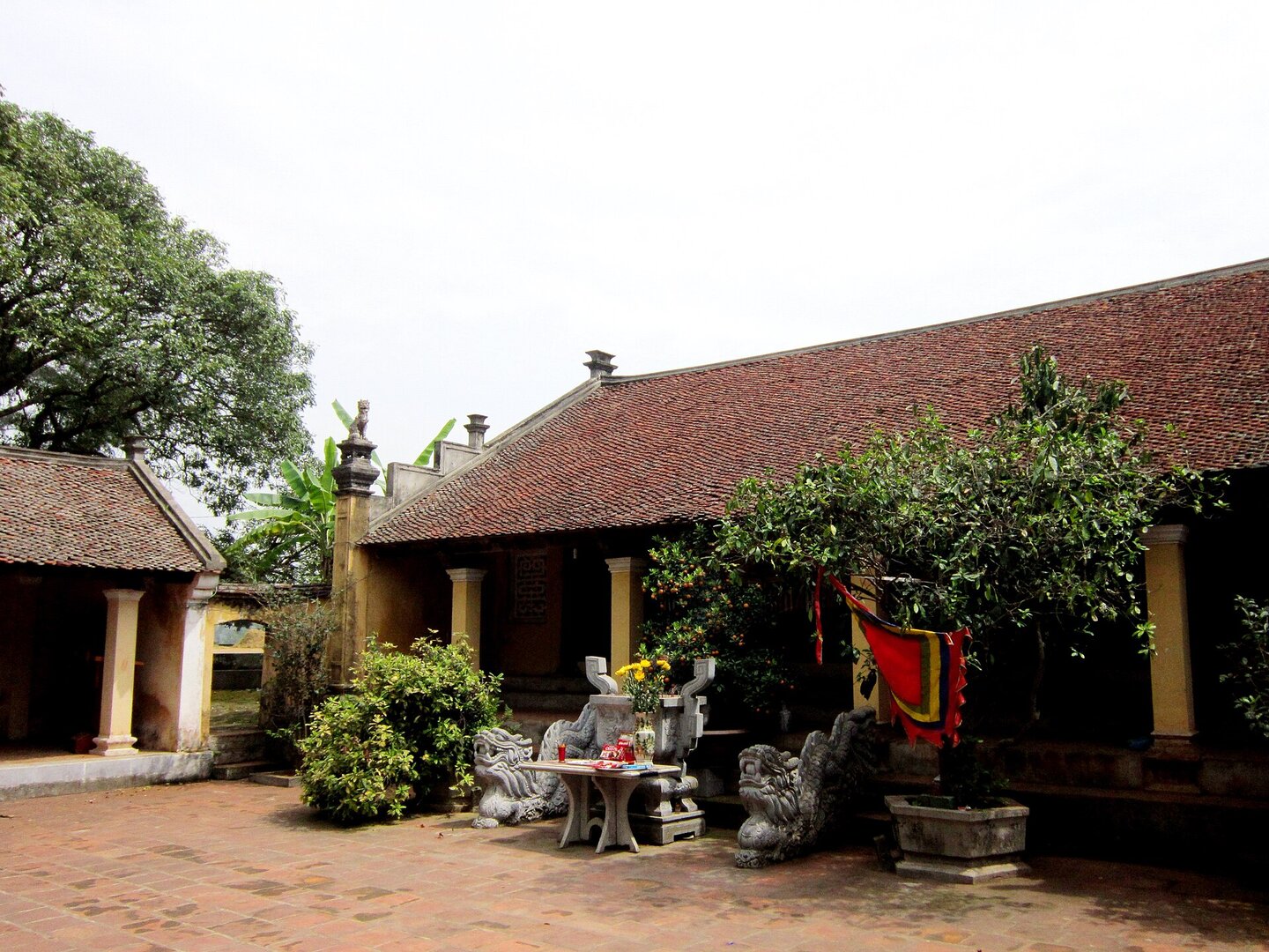 Làng cổ Đường Lâm