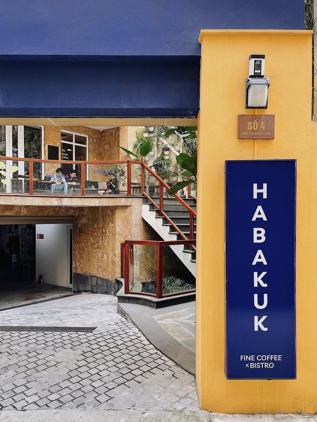Habakuk Fine Coffee & Bistro