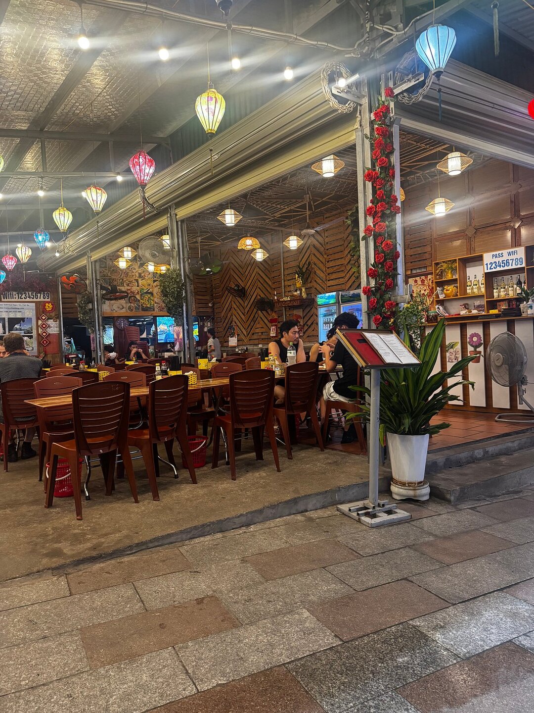 Yummy 2 Restaurant