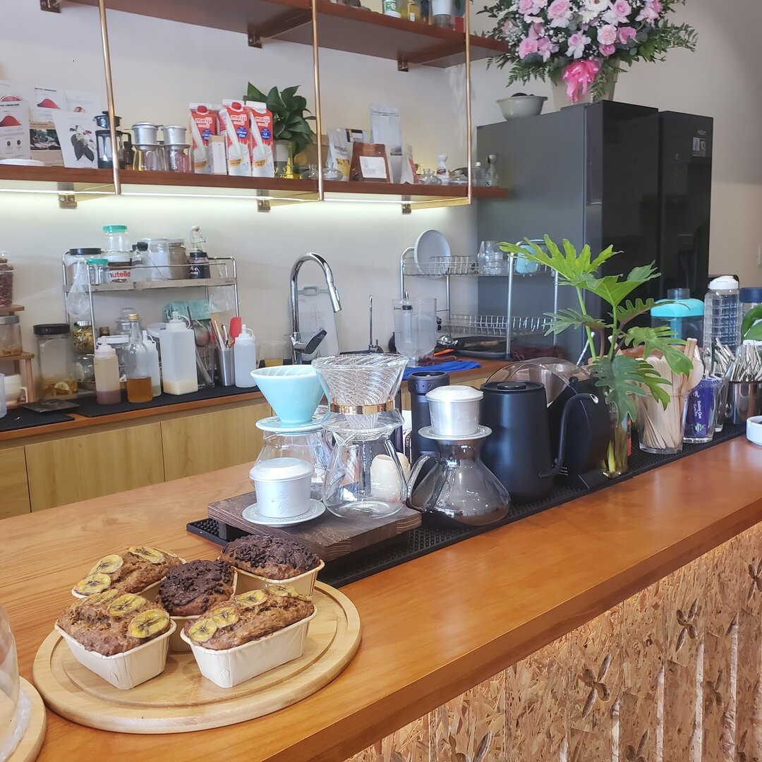 Bloome Cafe CatBa