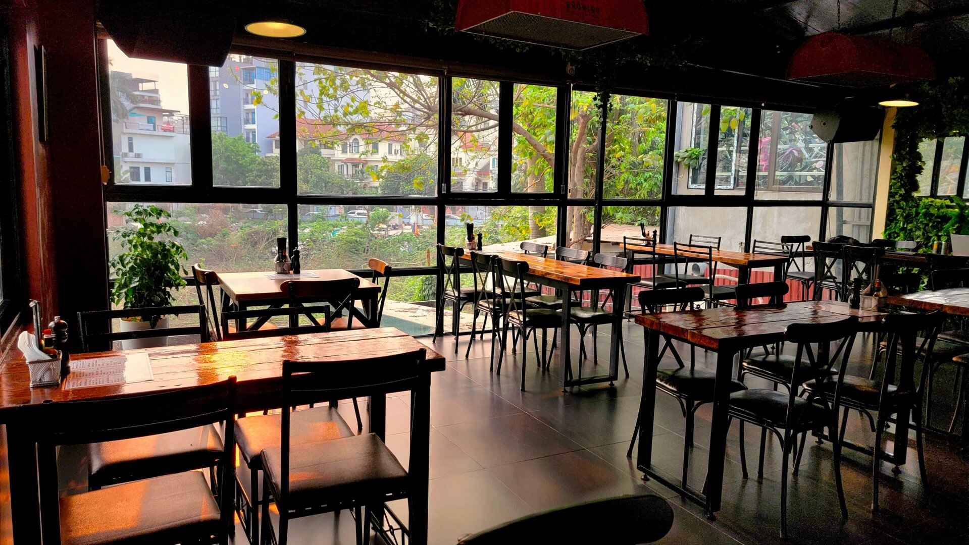 Bromigo - Fine Street BBQ