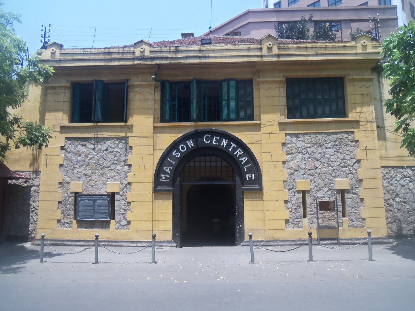 Hoa Lo Prison