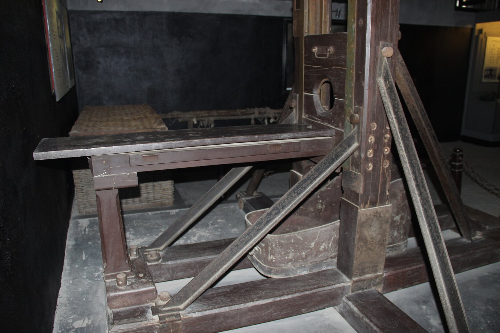 Hoa Lo Prison
