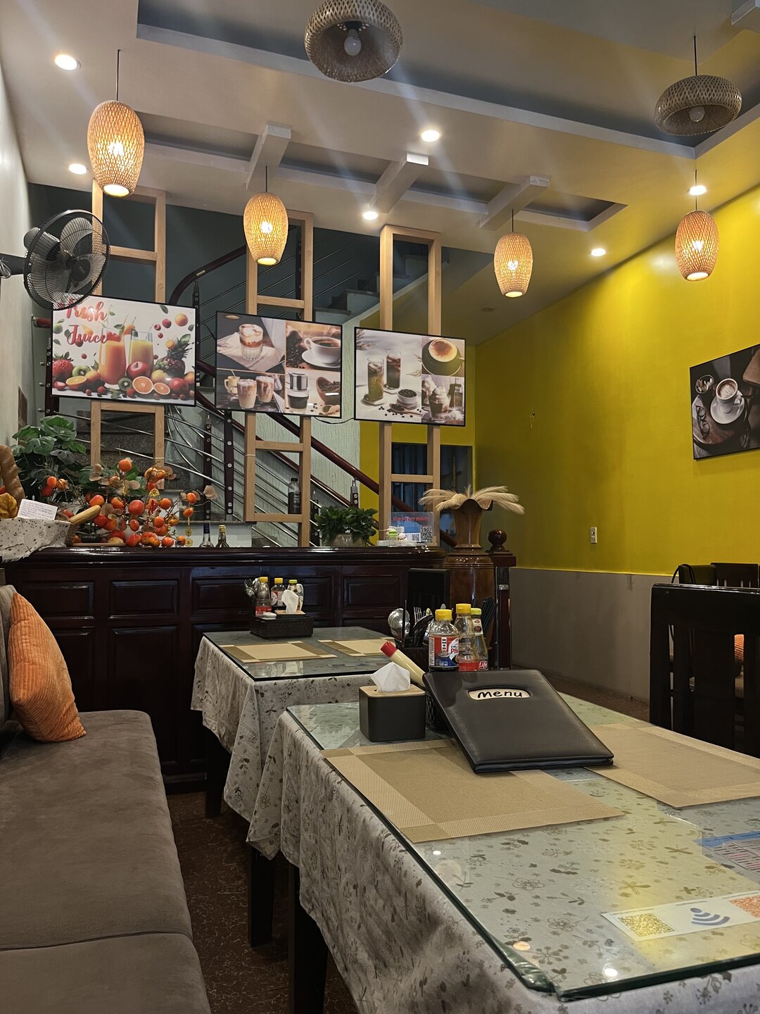 Long Coffee & Local Food