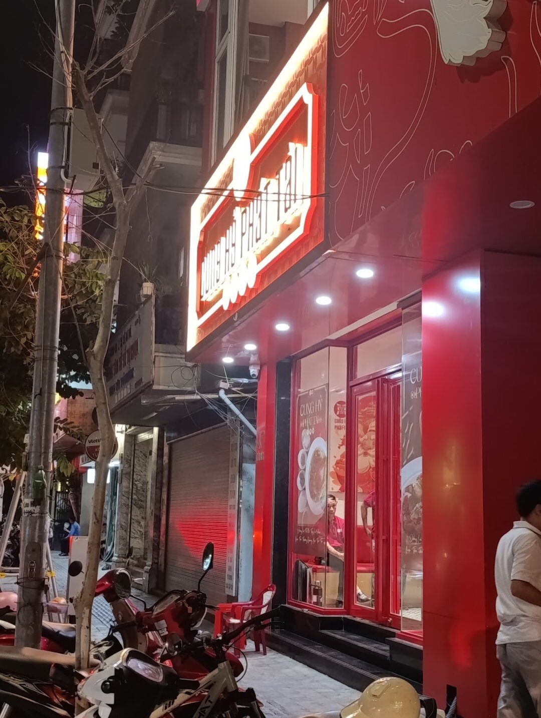 Cung Hy Phat Tai
