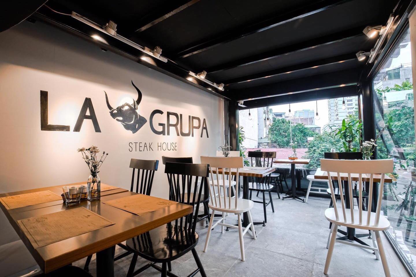 La Grupa Steak House