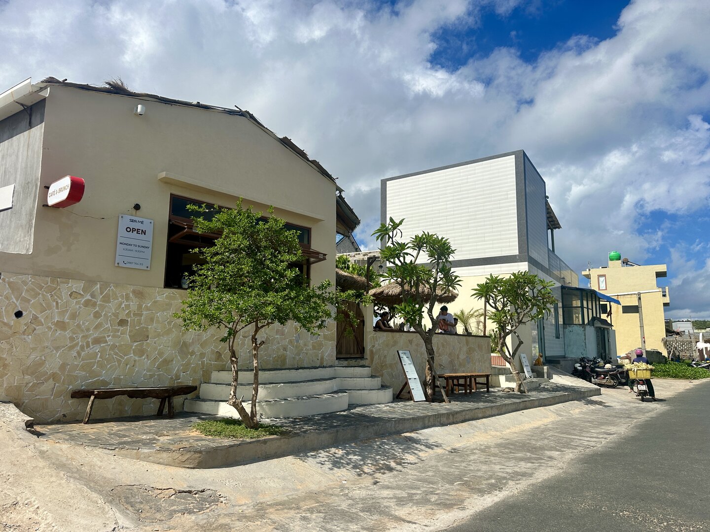Sea Mê Café & Brunch