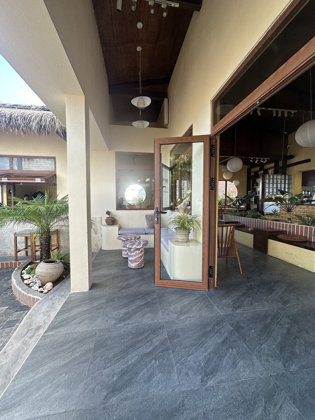 Sea Mê Café & Brunch