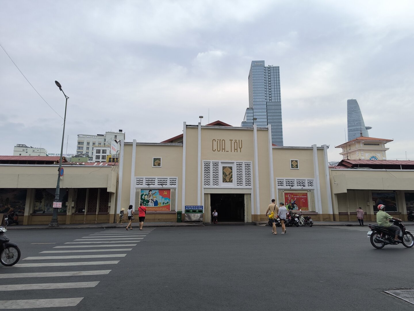 Ben Thanh Market