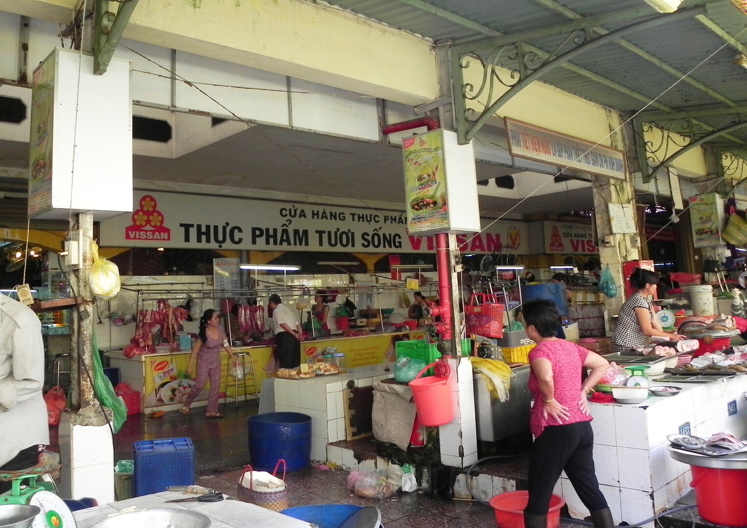 Ben Thanh Market
