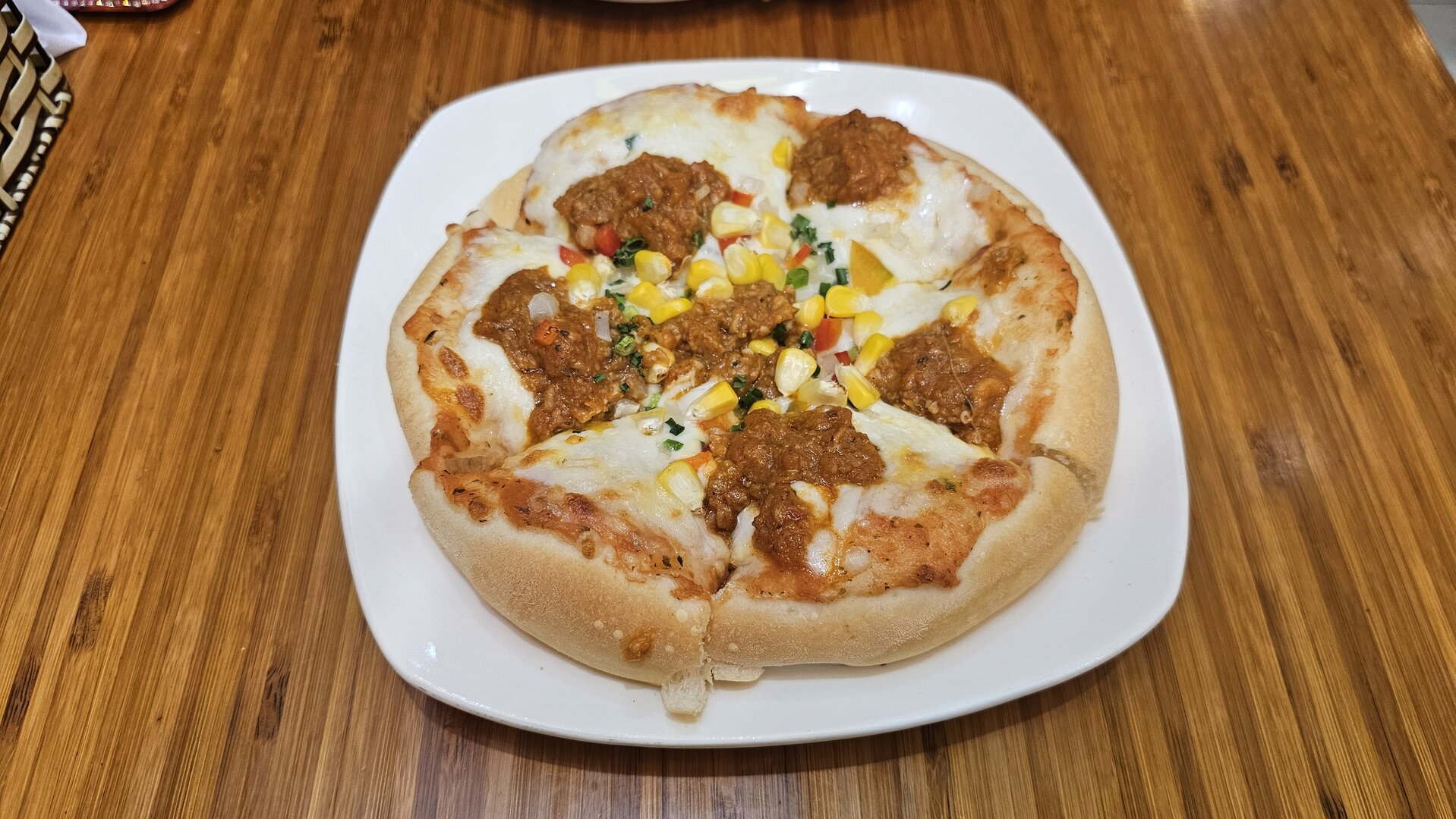 Pizza Ong Tay - 73 Le Loi