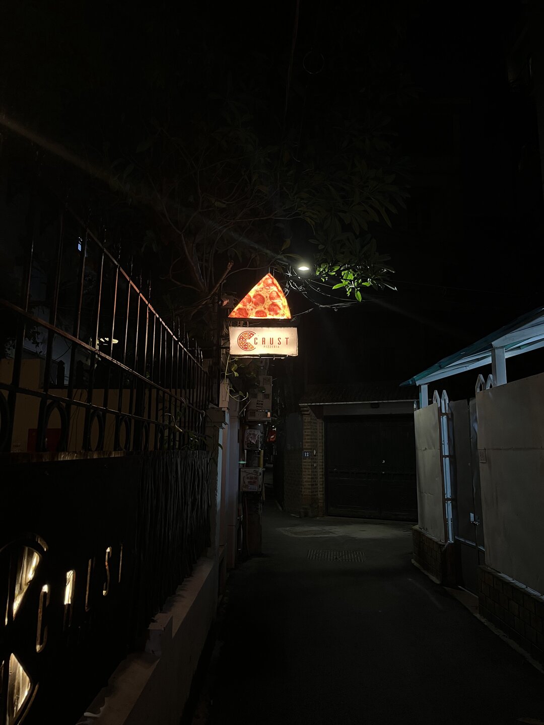 Crust Pizzaria
