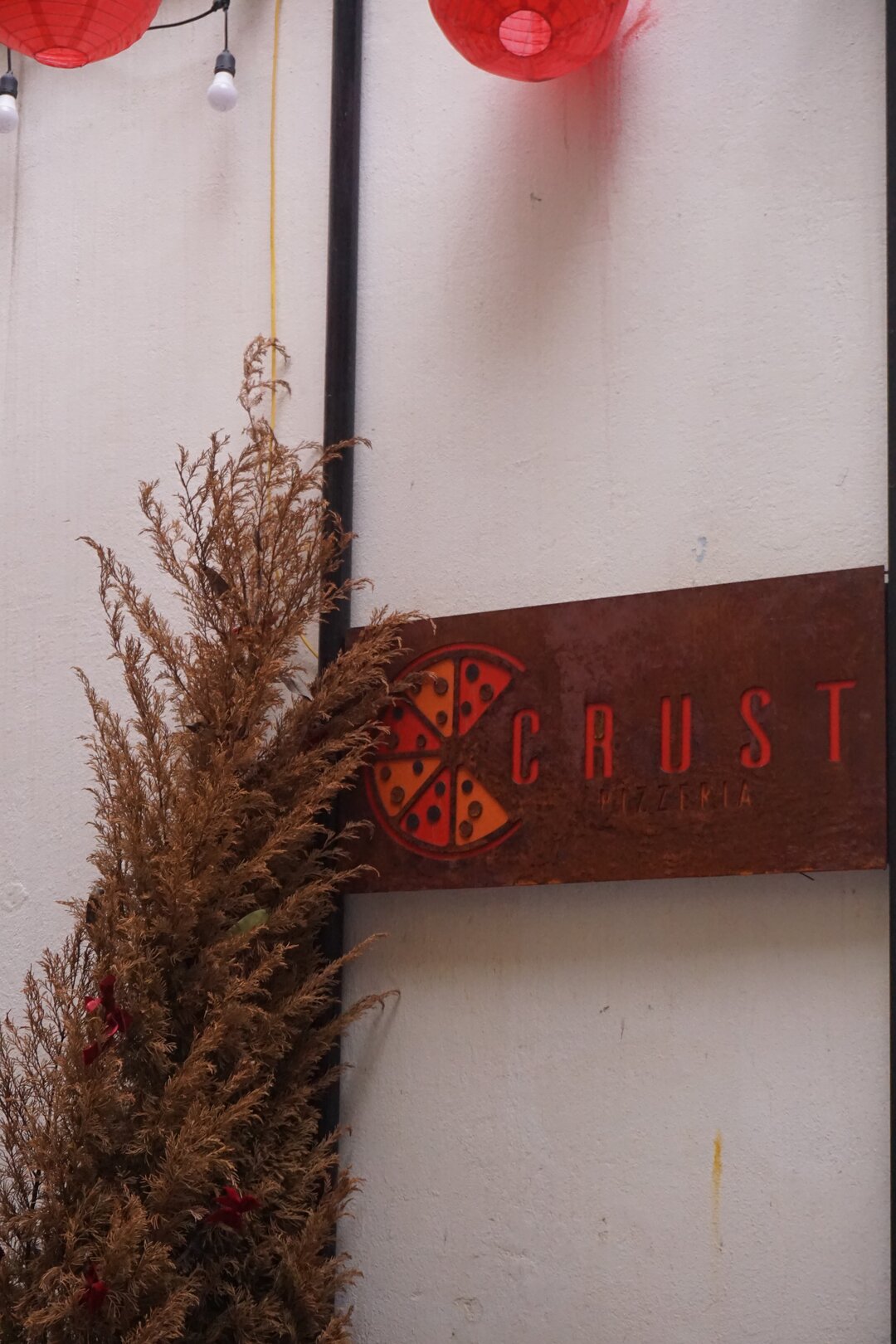 Crust Pizzaria
