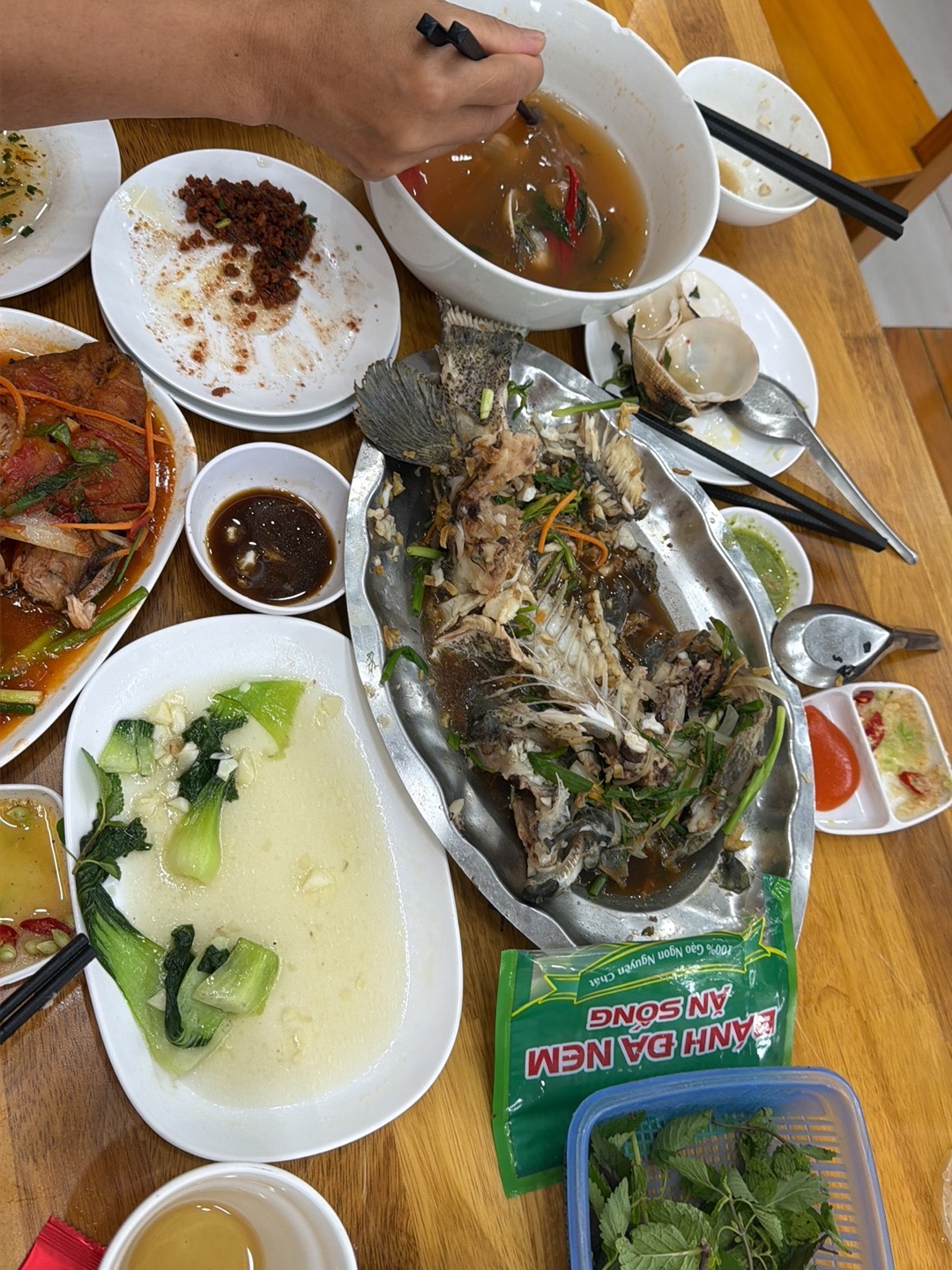 Nhà Hàng Hải Yến - Hải Sản Cát Bà